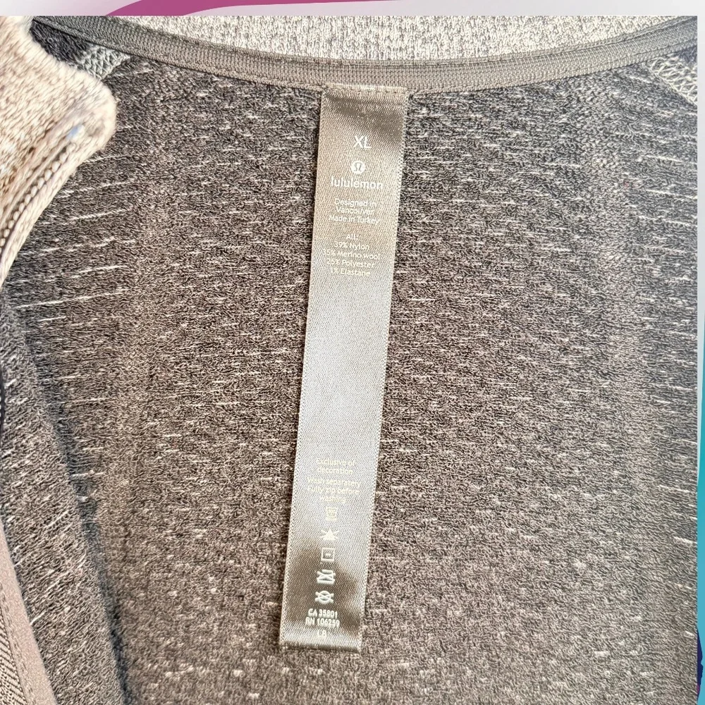 LULULEMON Men's Engineered Warmth Jacket in Vapor/Gull Grey/Black - XL - Picture 11 of 15